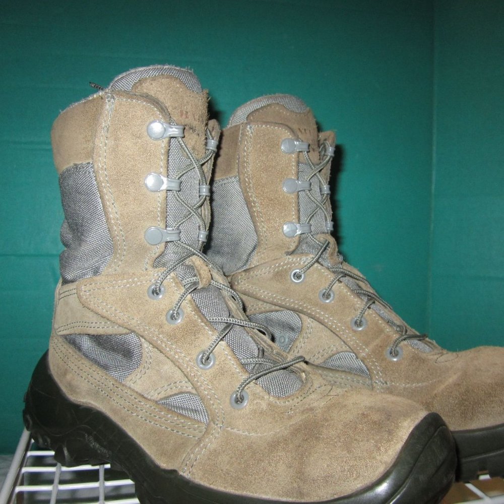Bates combat boots desert tan